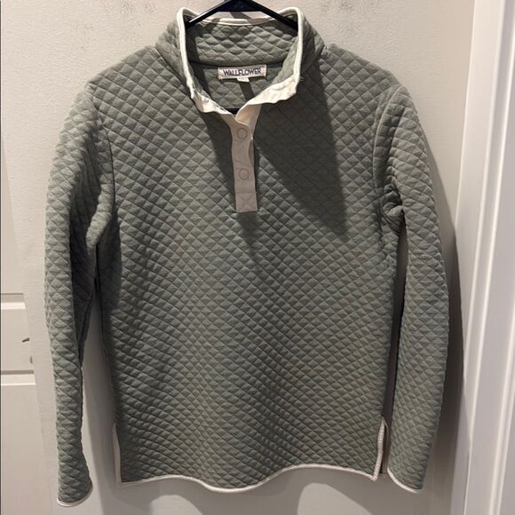 Wallflower Quilted Pullover in Sage Green and Cream size Medium - Picture 1 of 8